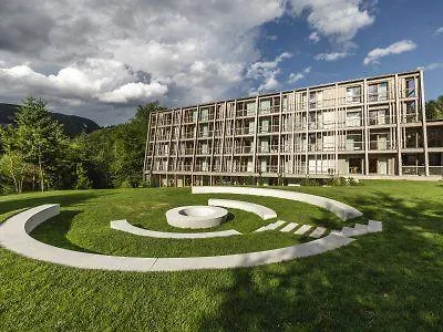 Hotel Bohinj ホテル