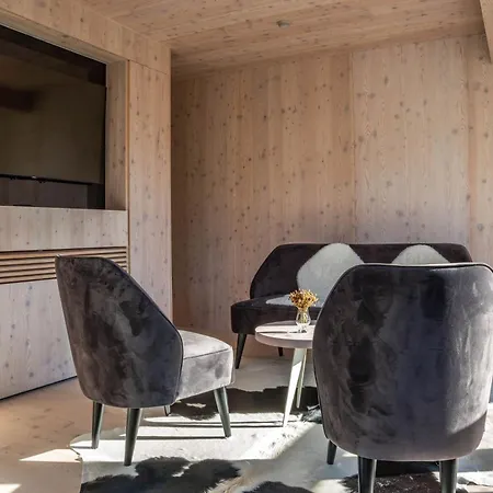 Hotel Bohinj فندق 4*