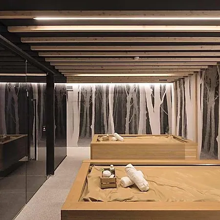 Hotel Bohinj ホテル