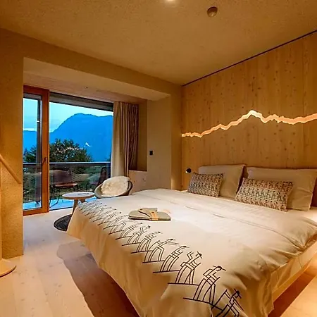Hotel Bohinj ホテル
